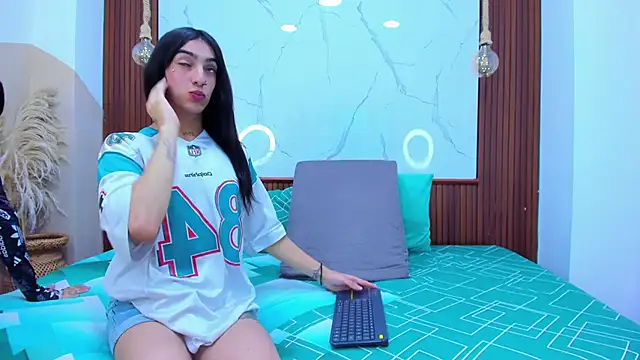 Loversinfire2 online show from 3, 4, 2026