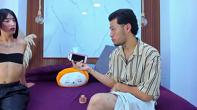 Loversinfire2 online show from 20, 12, 2025