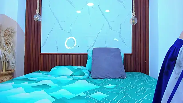 Loversinfire2 online show from 16, 3, 2026