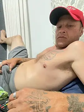 Snapshot of patraick chatting on 17, 11, 2025 patraick online show from 17, 11, 2025