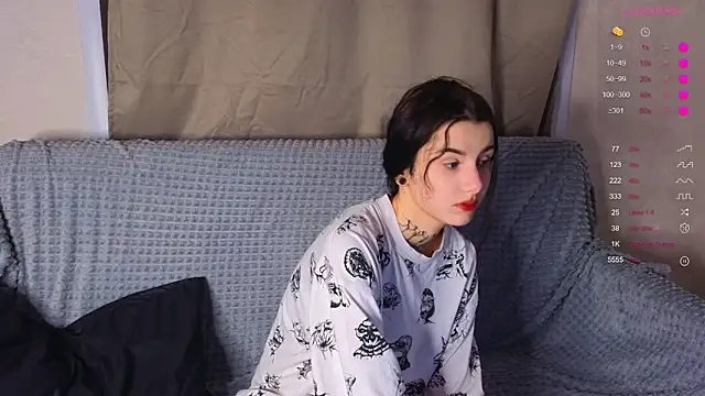 Donna Hicks online show from 19, 11, 2025