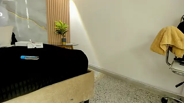 Debora blaze online show from 25, 11, 2025