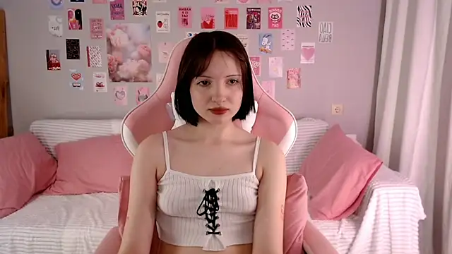 Lexi Bottom online show from 15, 12, 2025