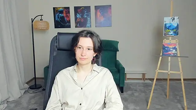 NenaBriand online show from 19, 11, 2025