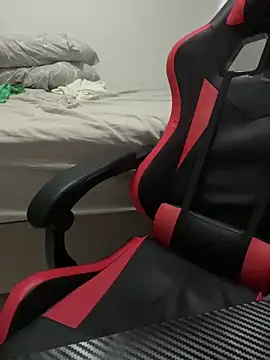 Snapshot of oIAcyber chatting on 26, 11, 2025 oIAcyber online show from 26, 11, 2025