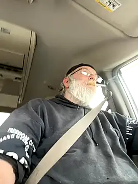 naughtyhubbynxtdoor online show from 24, 11, 2025