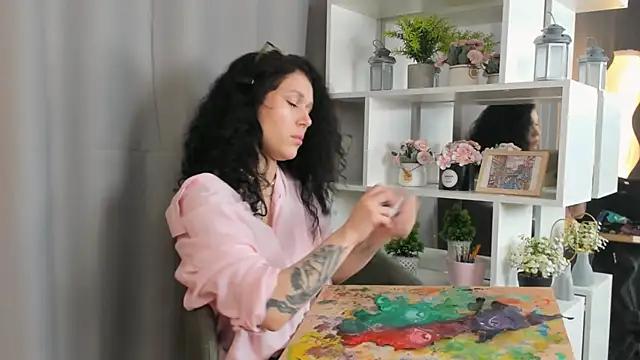 TerrieHerimann online show from 18, 11, 2025