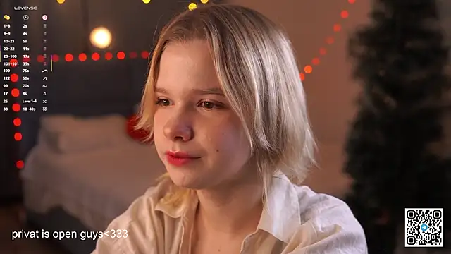 PhillisEsplin online show from 21, 12, 2025