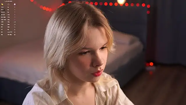 PhillisEsplin online show from 17, 12, 2025