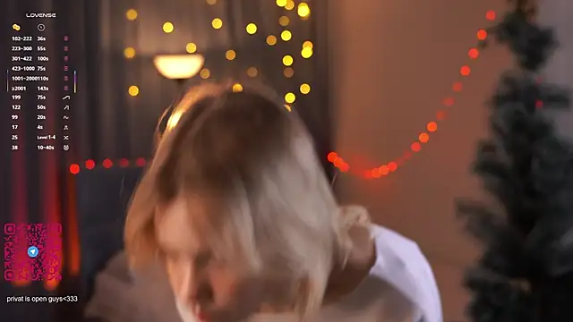 PhillisEsplin online show from 20, 12, 2025