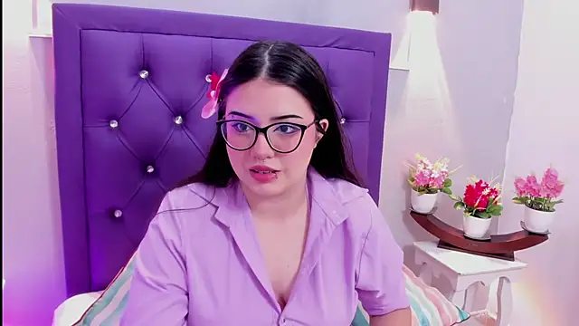 Violeta Morgan  online show from 30, 11, 2025