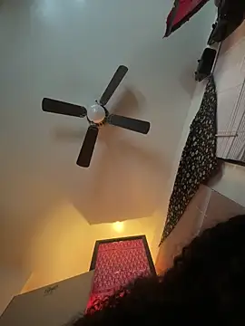 Motherbigbus online show from 20, 3, 2026