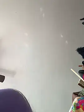 Motherbigbus online show from 11, 3, 2026