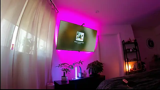 missalittlemasochist online show from 13, 2, 2026