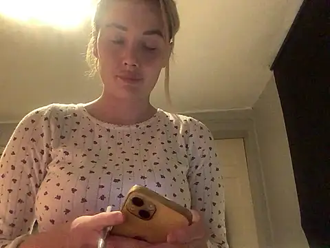 xoxohan11 online show from 9, 2, 2026