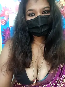 Snapshot of Premalatha_28 chatting on 6, 1, 2026 Premalatha 28 online show from 6, 1, 2026