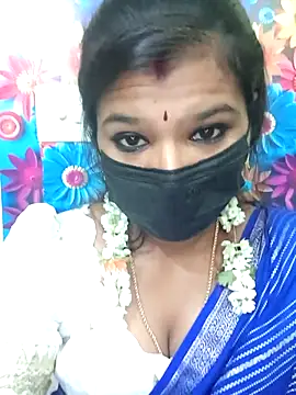 Snapshot of Premalatha_28 chatting on 4, 12, 2025 Premalatha 28 online show from 4, 12, 2025