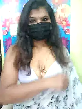 Snapshot of Premalatha_28 chatting on 17, 2, 2026 Premalatha 28 online show from 17, 2, 2026