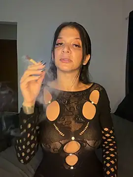 biadominatrix online show from 13, 4, 2026