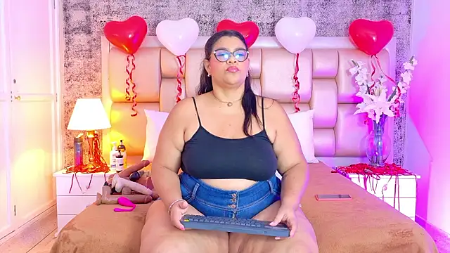 SelennaCooper online show from 13, 2, 2026