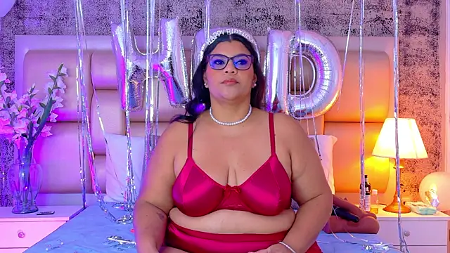 SelennaCooper online show from 2, 3, 2026