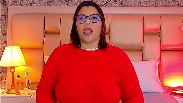 Snapshot of SelennaCooper chatting on 16, 5, 2026 SelennaCooper online show from 16, 5, 2026