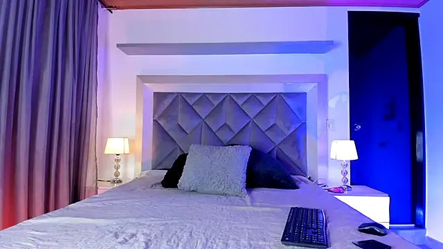 Celestee rosee online show from 4, 12, 2025