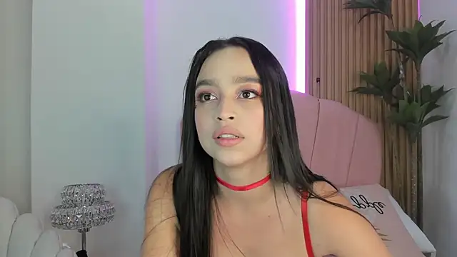 zoe quinn7 online show from 5, 12, 2025