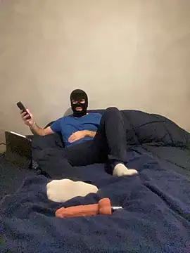 PlayWithMe95 online show from 8, 2, 2026