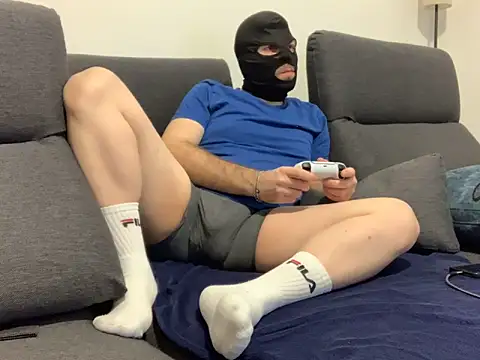 PlayWithMe95 online show from 4, 2, 2026