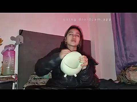 Youngcople18 online show from 22, 11, 2025