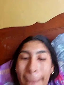 Snapshot of skinnyrox chatting on 2, 2, 2026 skinnyrox online show from 2, 2, 2026