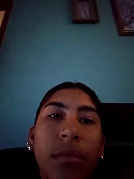 Snapshot of skinnyrox chatting on 17, 1, 2026 skinnyrox online show from 17, 1, 2026