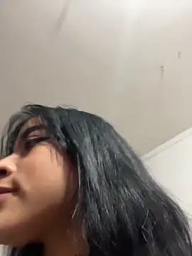 Sophie wyld online show from 22, 11, 2025