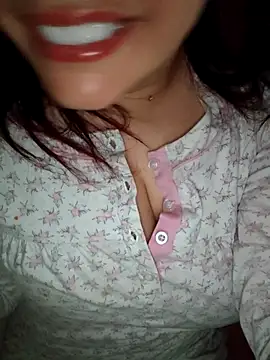 Virginass2000 online show from 20, 11, 2025