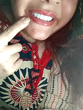 Virginass2000 online show from 21, 11, 2025