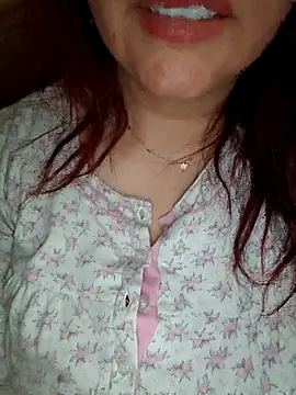 Virginass2000 online show from 19, 11, 2025