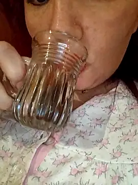 Virginass2000 online show from 23, 11, 2025