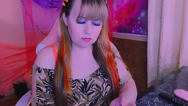 BESTLOLA online show from 24, 4, 2026