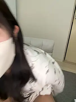 Nemu chan  online show from 18, 2, 2026