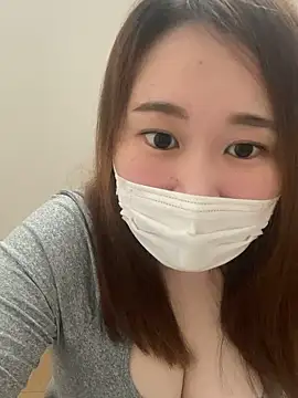 kana-chaaan online show from 21, 11, 2025