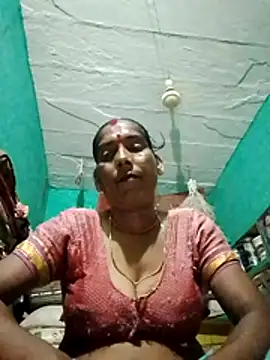 Snapshot of Xx_savita chatting on 5, 7, 2026 Xx savita online show from 5, 7, 2026
