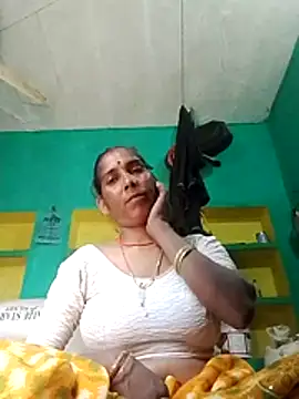 Snapshot of Xx_savita chatting on 23, 6, 2026 Xx savita online show from 23, 6, 2026