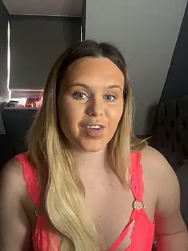 Blonde Bunny online show from 29, 11, 2025