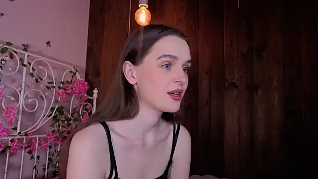 CathrineBinnie online show from 25, 11, 2025