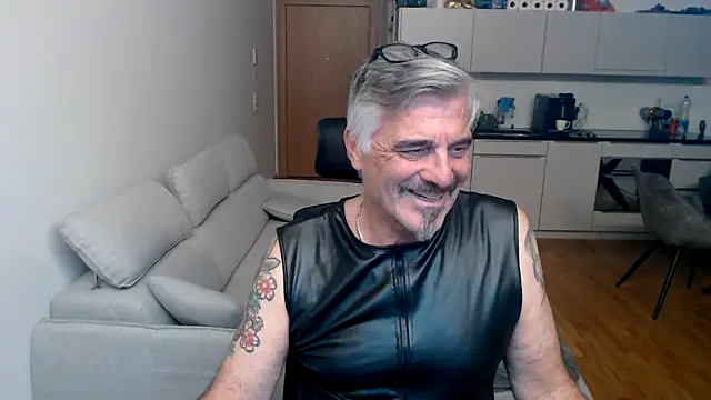 Buidapest online show from 7, 2, 2026