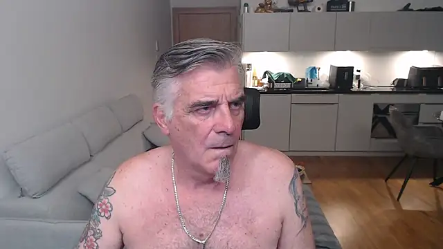 Buidapest online show from 9, 4, 2026