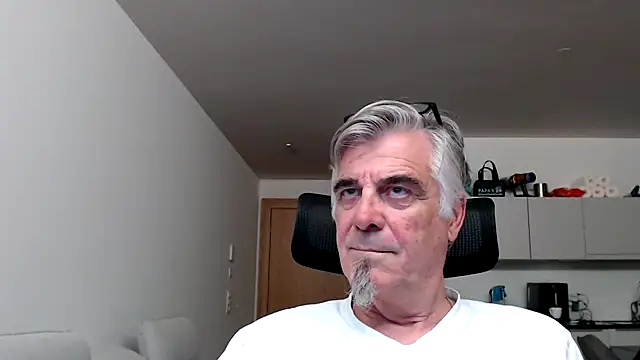 Buidapest online show from 6, 5, 2026