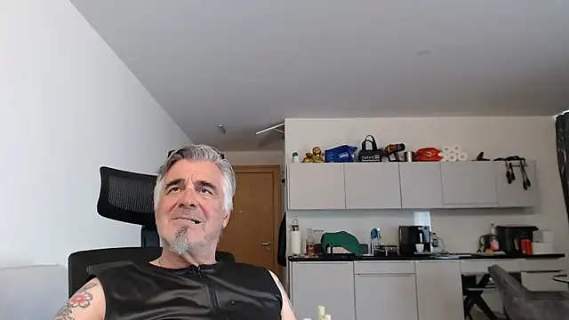 Buidapest online show from 3, 5, 2026