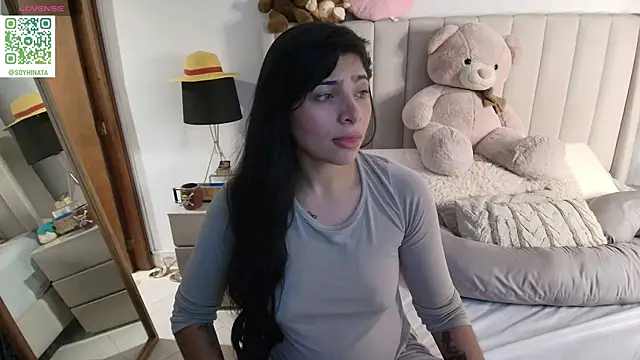 Emyii  online show from 15, 5, 2026